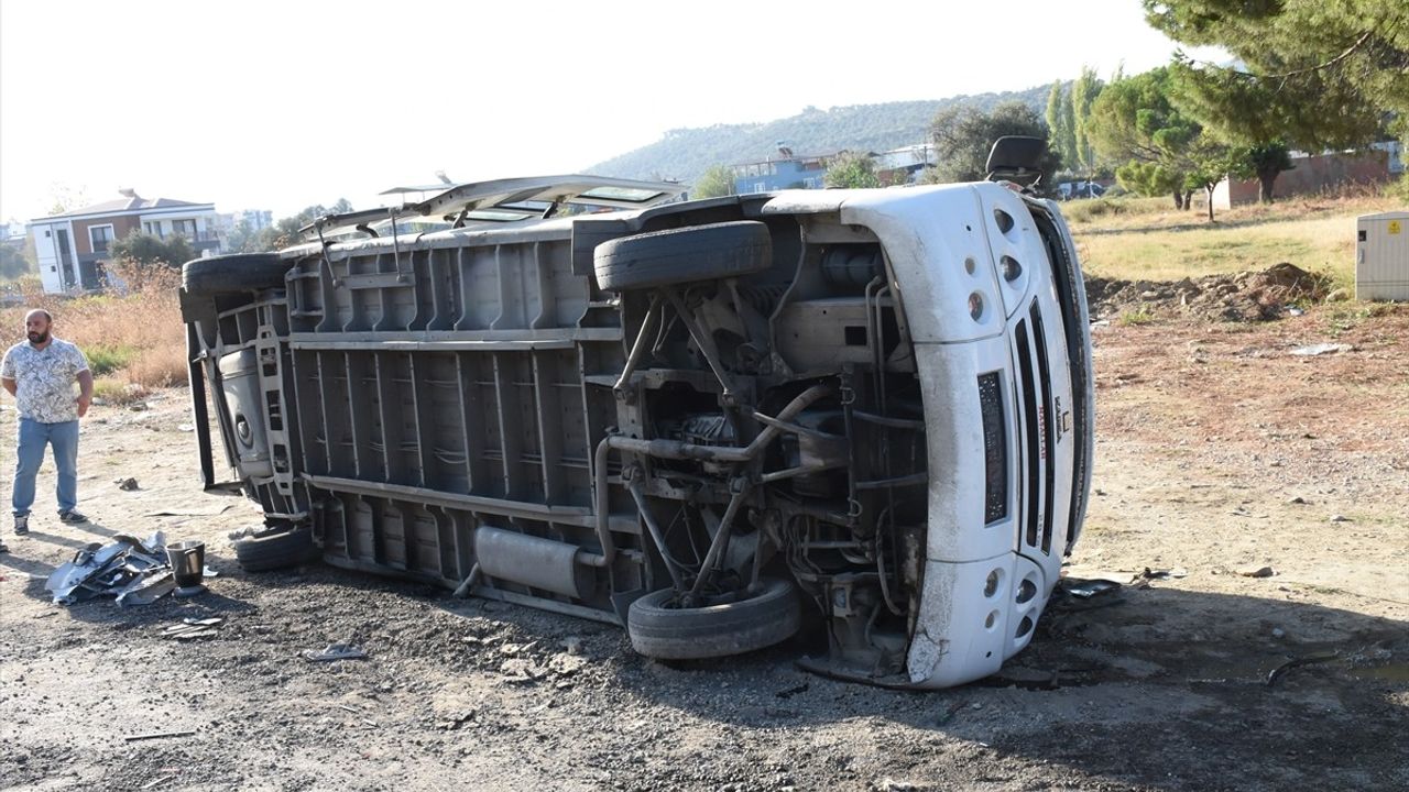 Aydın'da Tanker ve Minibüs Çarpıştı: 11 Yaralı