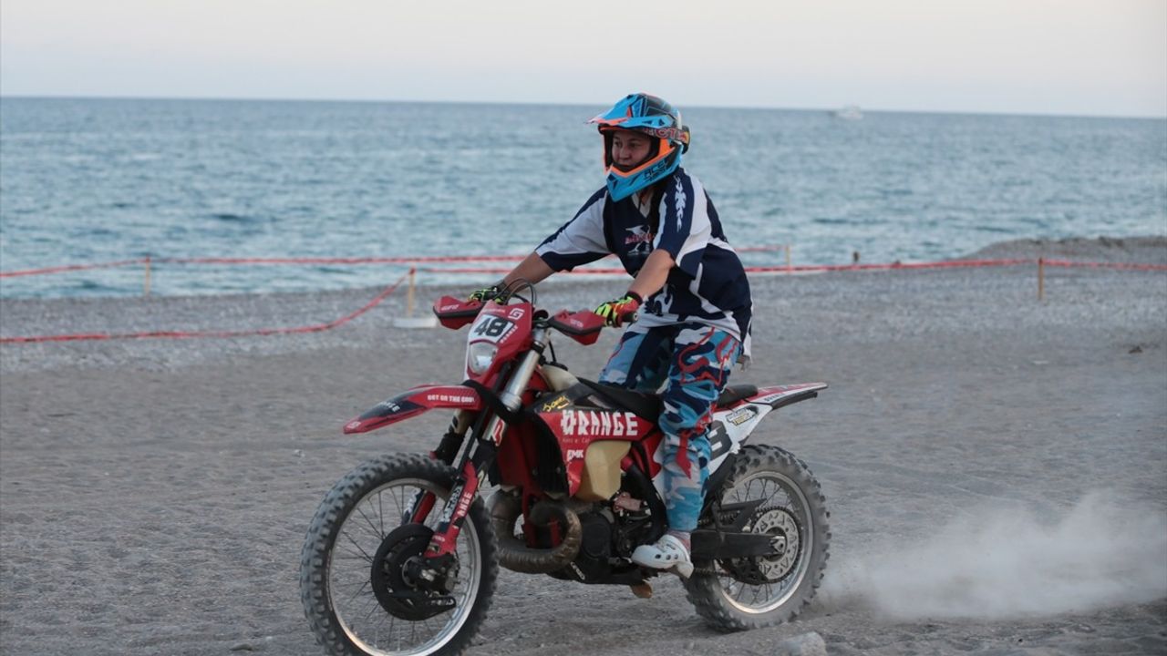 Burcu Özatamer, 2025 Dünya Enduro Şampiyonası'nda Derece Hedefliyor