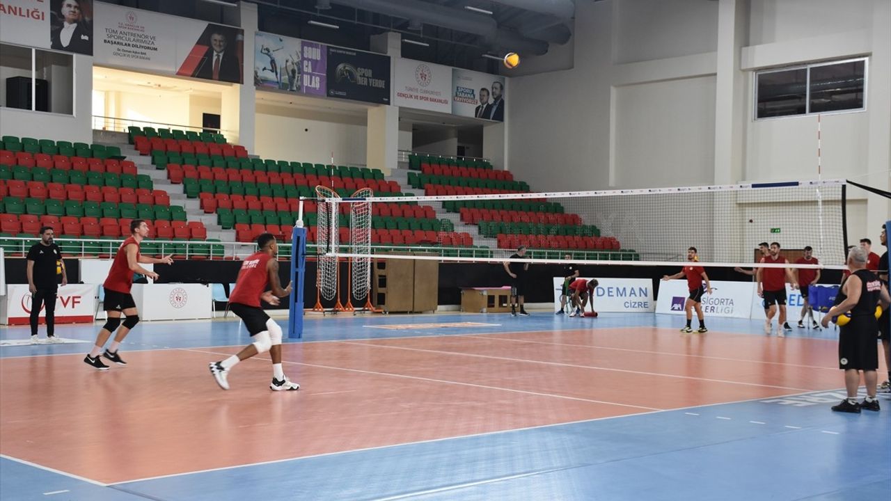 Cizre Belediyespor, Arkas Spor Maçı İçin Hazırlıklarına Başladı