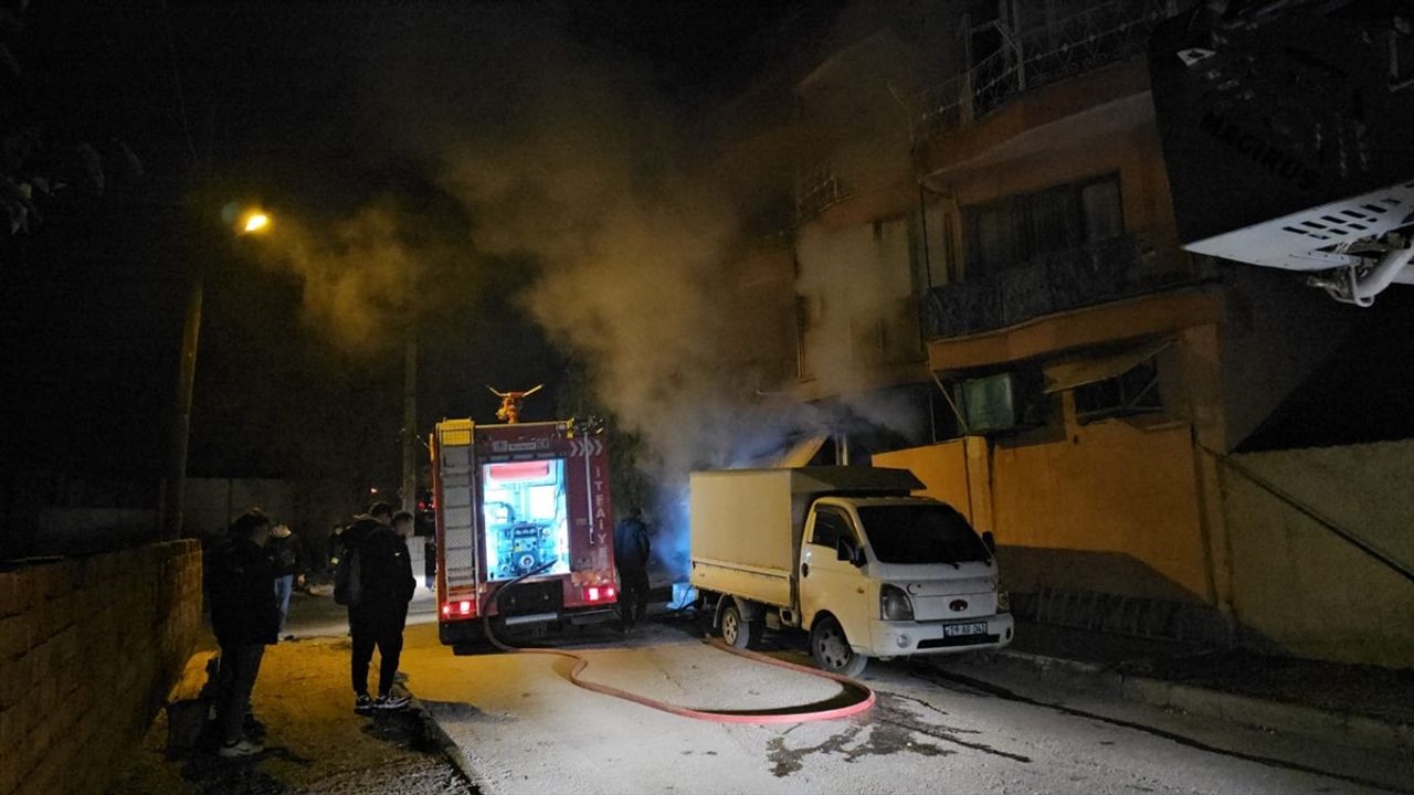 Çorum'daki Ekmek Fırınında Yangın: Maddi Hasar Oluştu