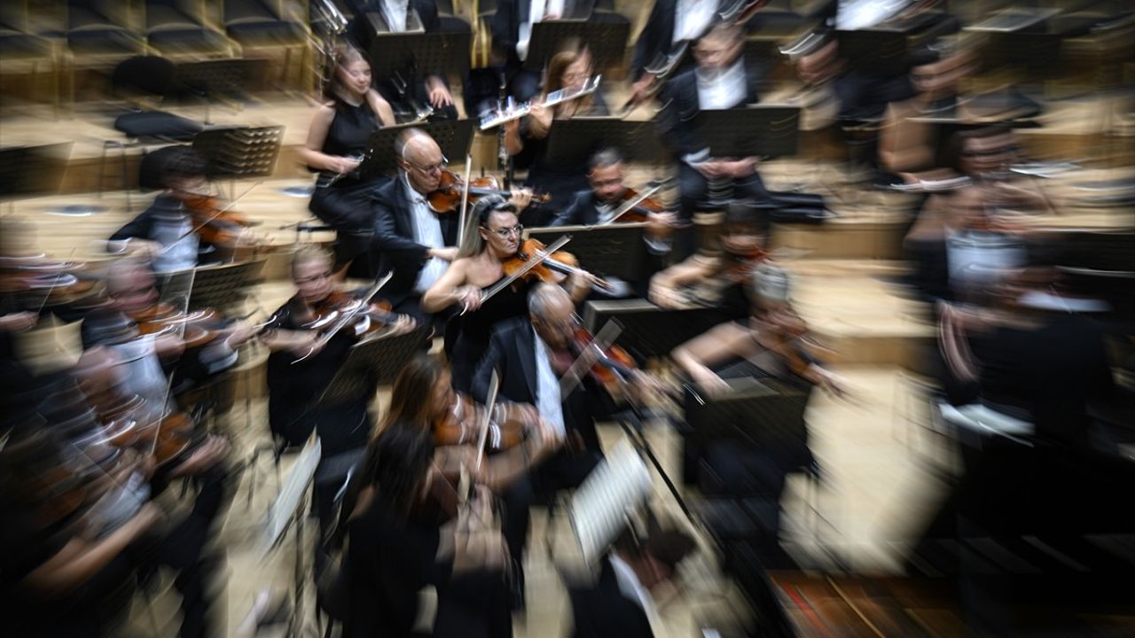 CSO, Konser Sezonunu Nikolai Lugansky ile Açtı