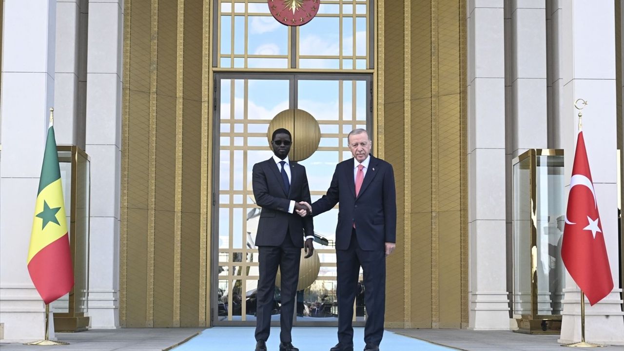 Cumhurbaşkanı Erdoğan, Senegal Cumhurbaşkanı Fay'ı Törenle Karşıladı