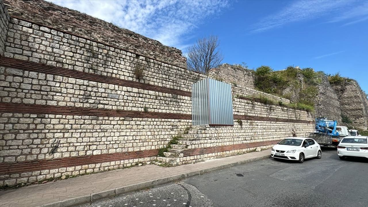 Edirnekapı Surlarına Güvenlik Önlemleri Alındı