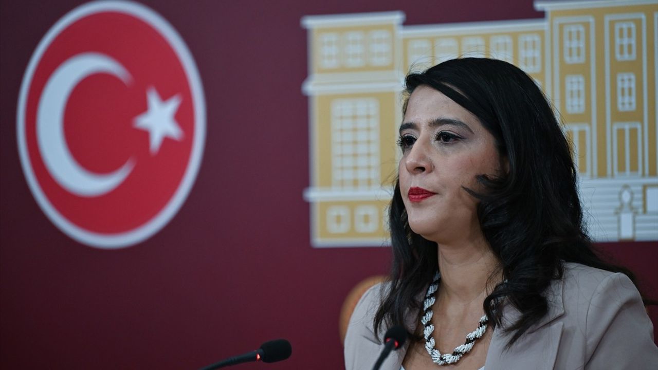 EMEP Milletvekili Sevda Karaca Demir'den Birlik Mücadelesi Çağrısı