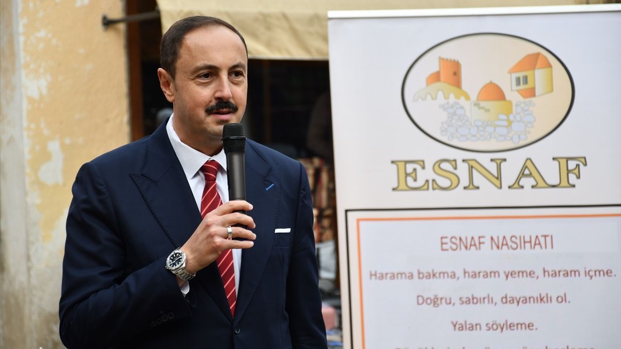 Eski Üsküp Çarşısı'nda 29 Ekim Cumhuriyet Bayramı Coşkusu