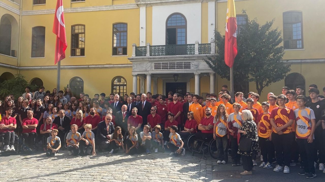 Galatasaray Kulübü 119. Kuruluş Yıl Dönümünü Kutladı