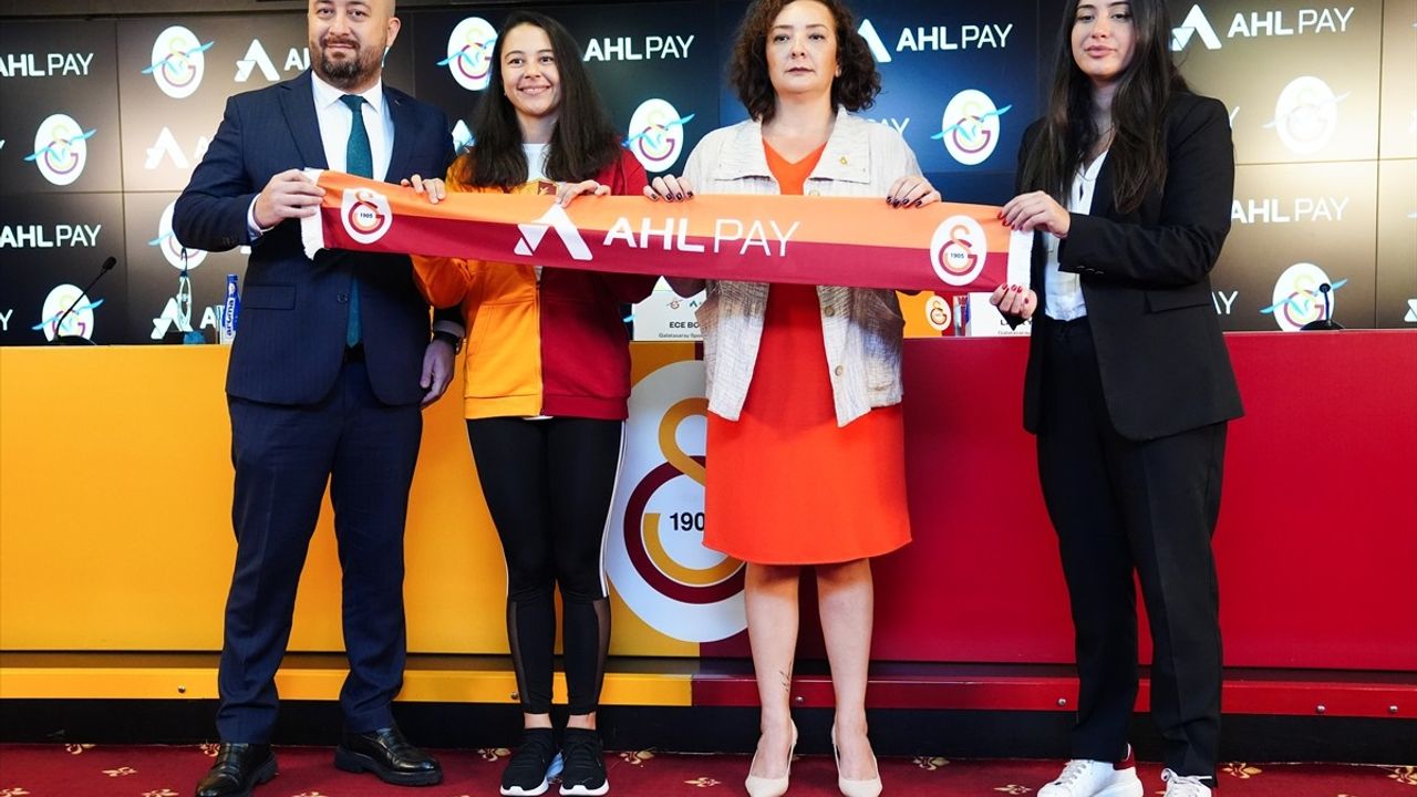 Galatasaray ve AHL Pay'dan Otizmli Bireylere Destek