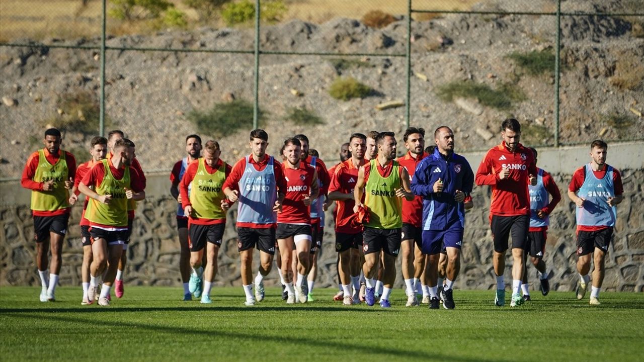 Gaziantep FK Beşiktaş Maçına Hazırlıklarını Sürdürüyor