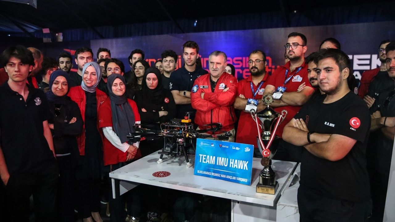 Gençlik ve Spor Bakanı Osman Aşkın Bak'tan TEKNOFEST Adana'da Yapay Zeka Vurgusu