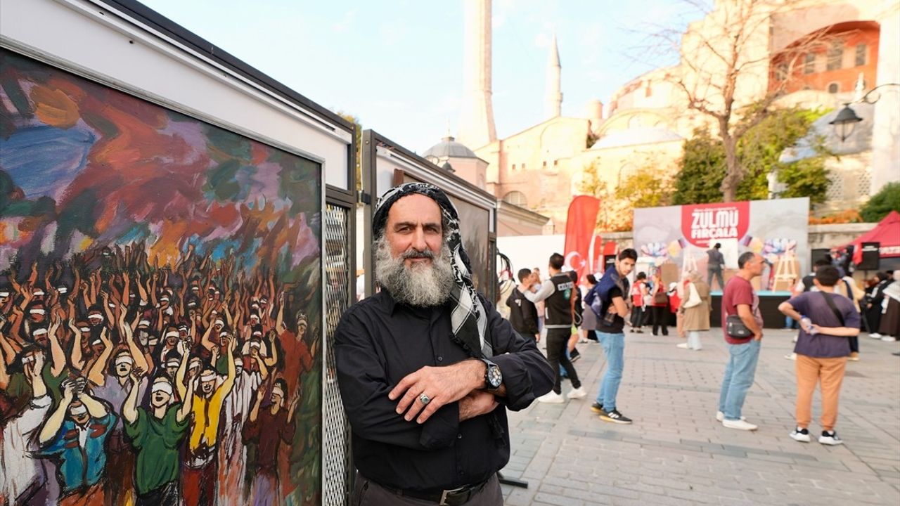 İstanbul'da 'Zulmü Fırçala' İle Filistin'e Destek