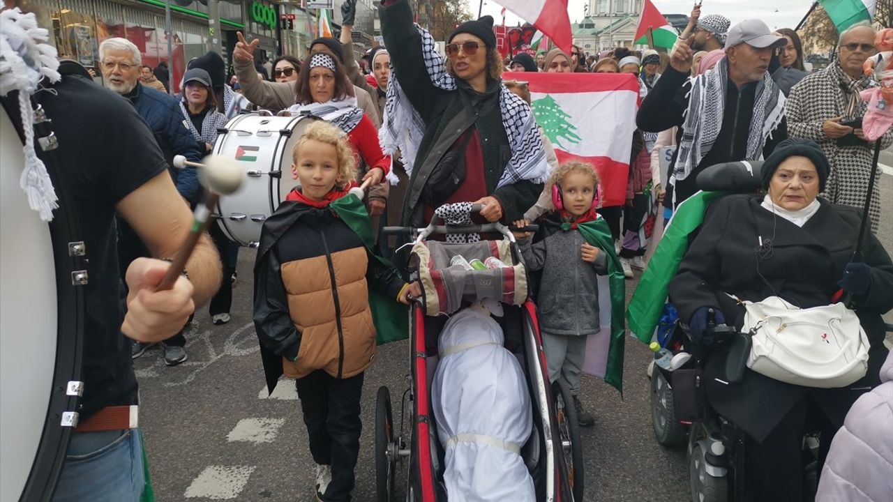 İsveç'te Gazze ve Lübnan İçin Protesto Gösterileri