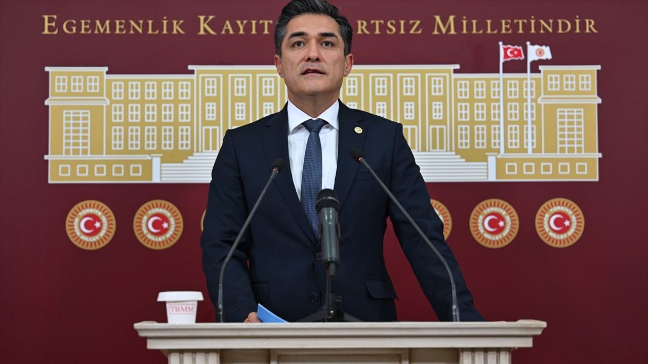 İYİ Parti'den Uyuşturucu ve Anayasa İle İlgili Açıklamalar