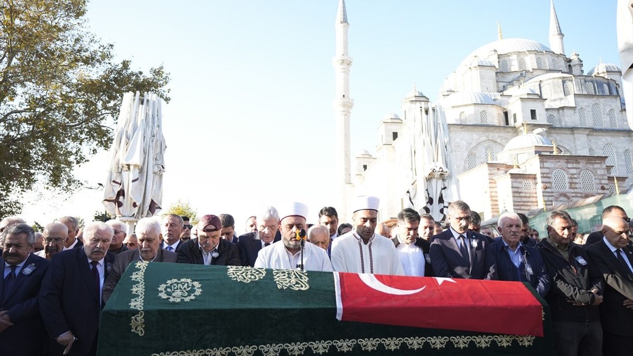 İYİ Parti Lideri Dervişoğlu, İş Adamı Mehmet Gül'ün Cenazesinde