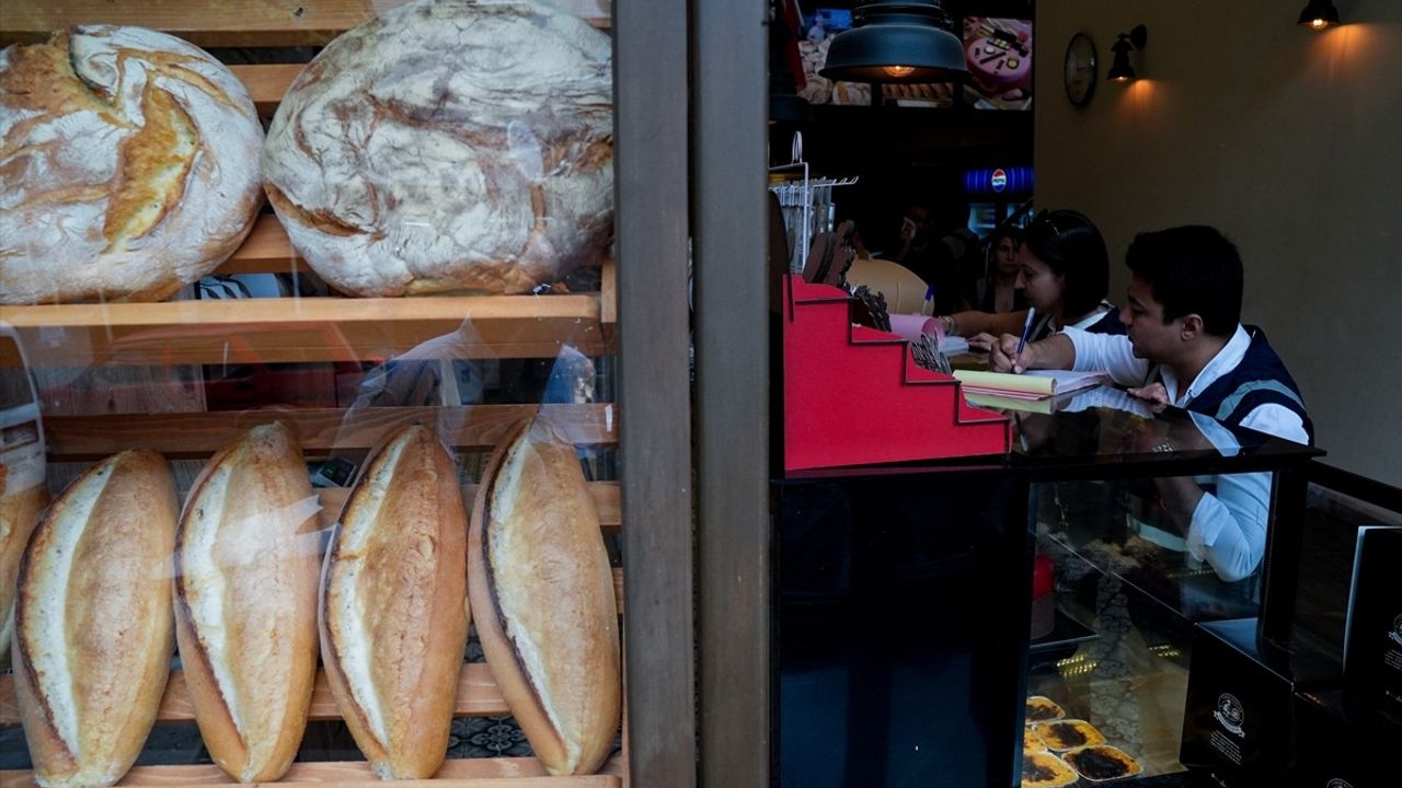 İzmir'de Fırınlara Fiyat ve Gramaj Denetimi