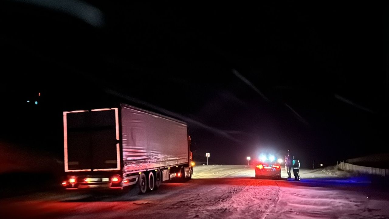 Kop Dağı Geçidi'nde Ulaşım Kontrollü