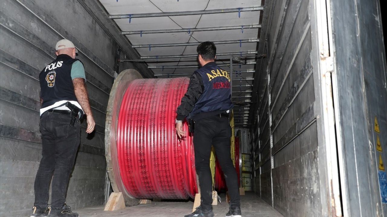 Mersin'deki Dolandırıcılık Olayında 2 Şüpheli Tutuklandı