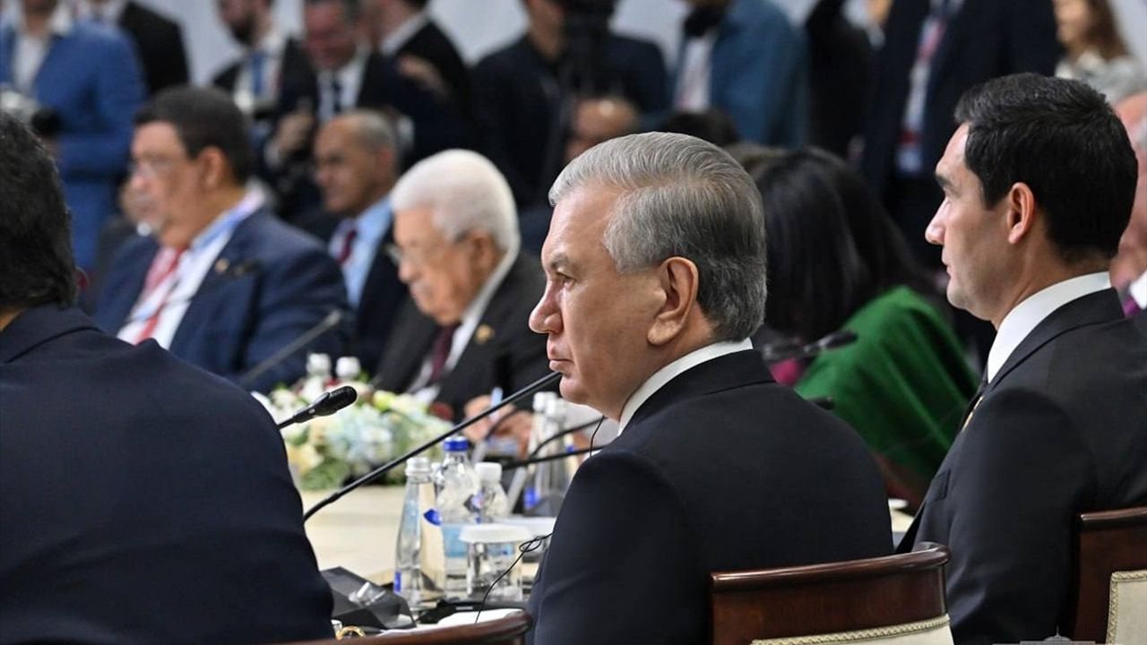 Mirziyoyev'den İsrail-Filistin Sorunu Hakkında Önemli Açıklamalar