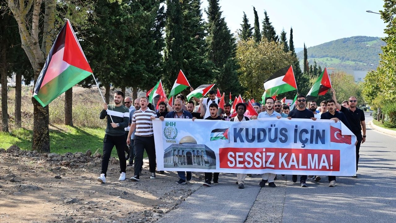 Ondokuz Mayıs Üniversitesi'nde Filistin'e Destek Yürüyüşü