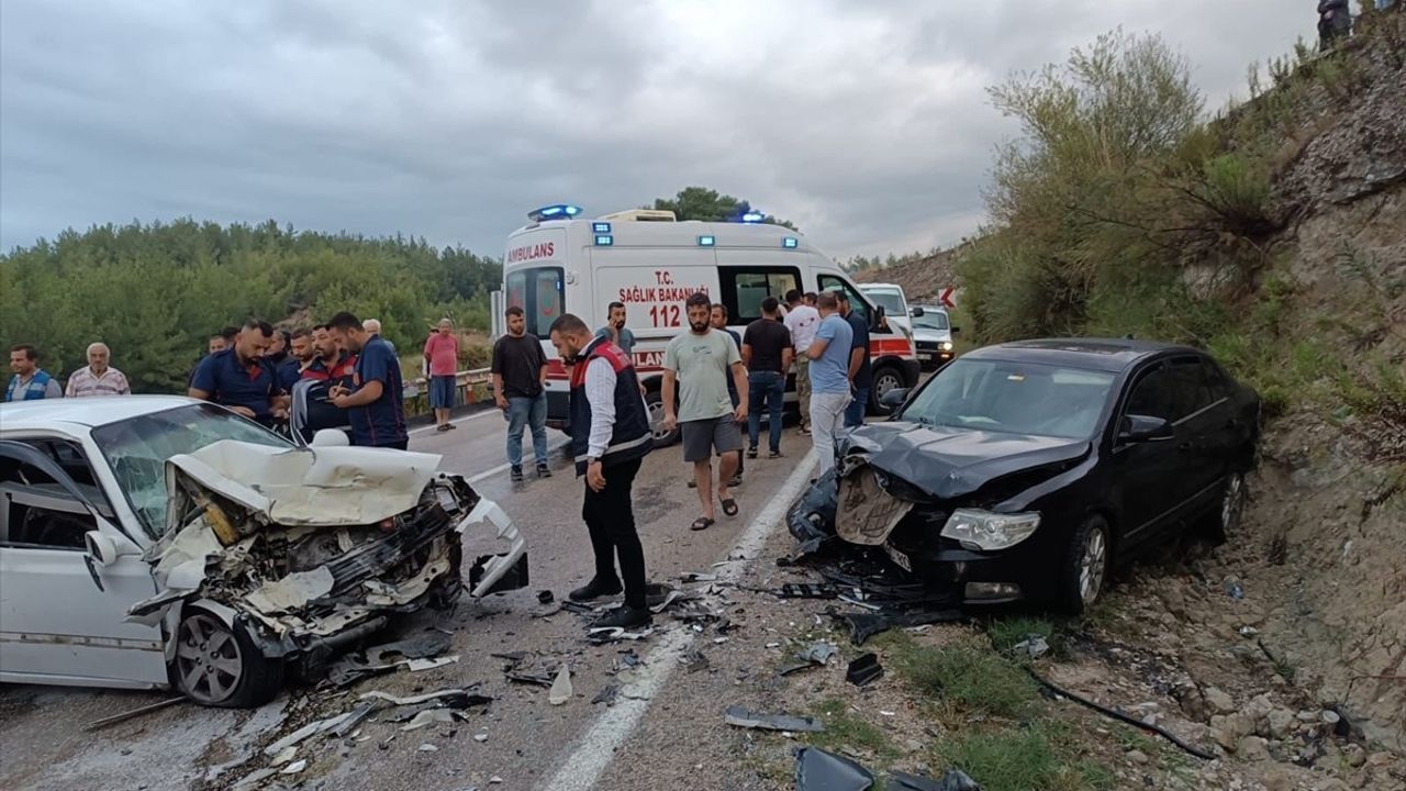 Osmaniye'de Trafik Kazası: 1 Ölü, 1 Yaralı