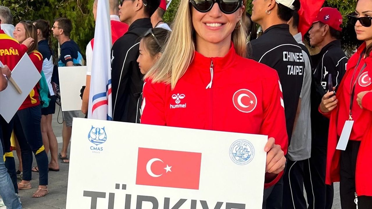 Şahika Ercümen'den Türkiye Rekoru: Serbest Dalış Dünya Şampiyonası'nda 82 Metre