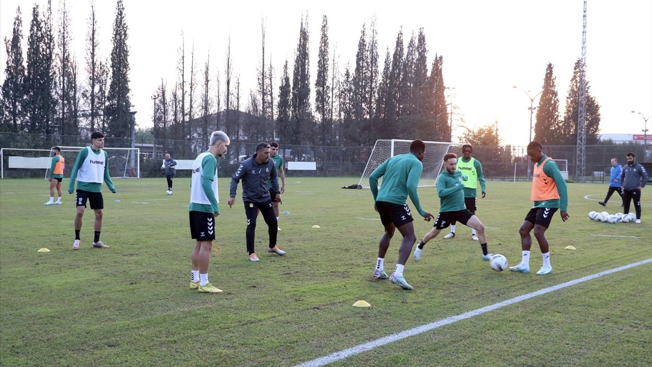 Sakaryaspor Bandırmaspor Maçı Hazırlıklarına Başladı