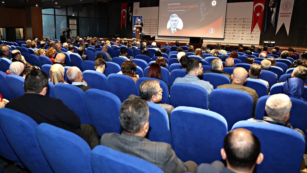 Samsun'da Cumhuriyet Konferansı: 101. Yıl Coşkusu