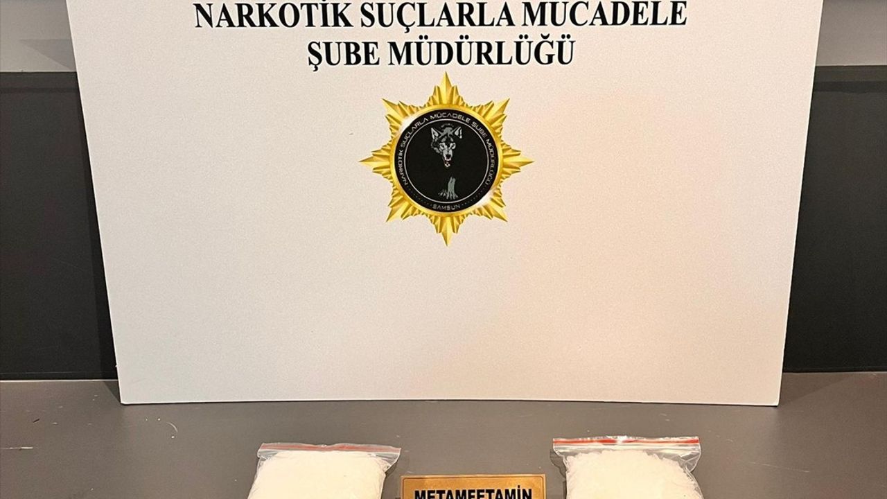 Samsun'da Narkotik Köpeği 'Çakır' Uyuşturucuyu Ortaya Çıkardı