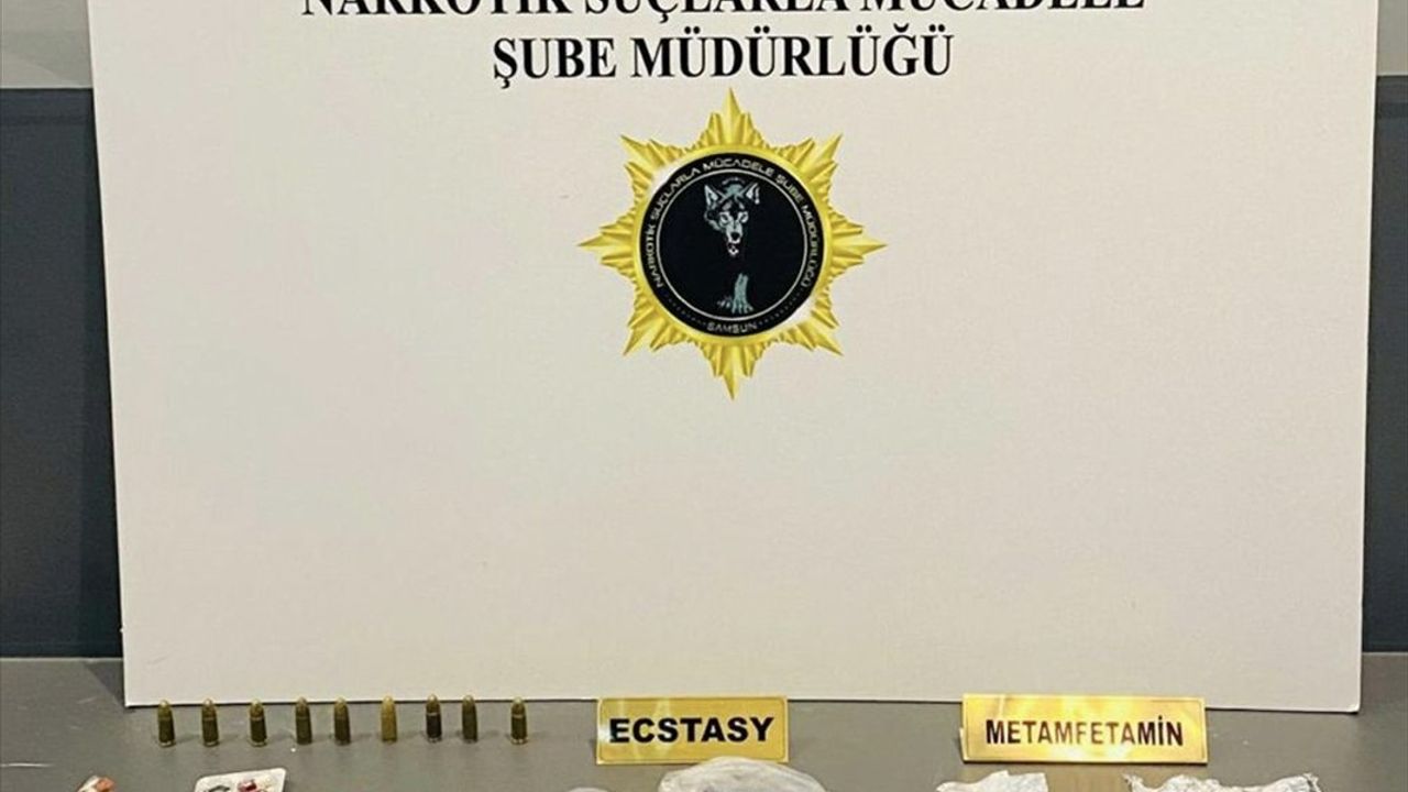 Samsun'da Uyuşturucu Operasyonu: İki Gözaltı