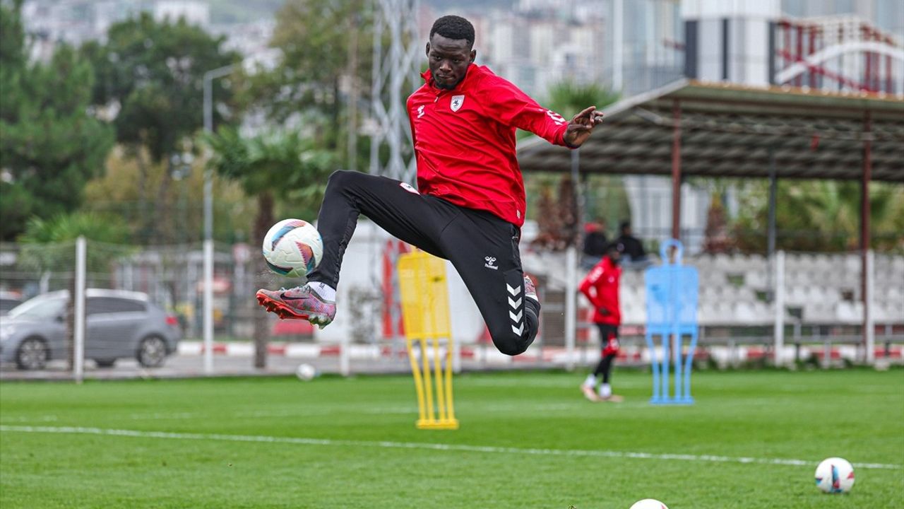 Samsunspor'un Fenerbahçe Maçı Hazırlıkları Devam Ediyor