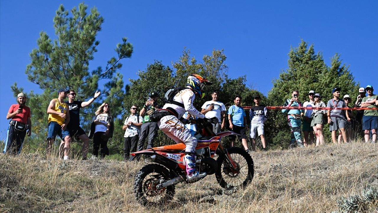 Sea To Sky Enduro Motosiklet Yarışı Orman Etabında Heyecan Doruğa Ulaştı