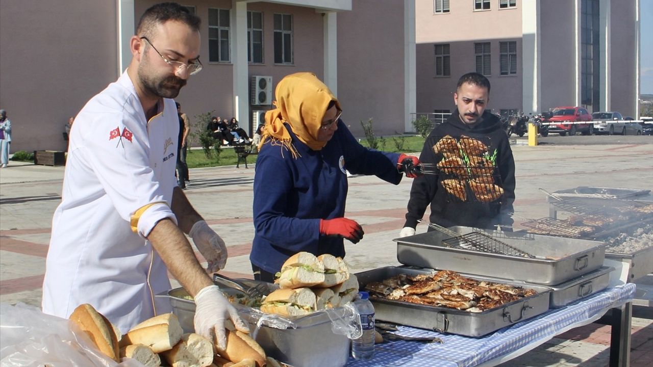 Sinop Üniversitesi'nde Palamut Şenliği Coşkusu