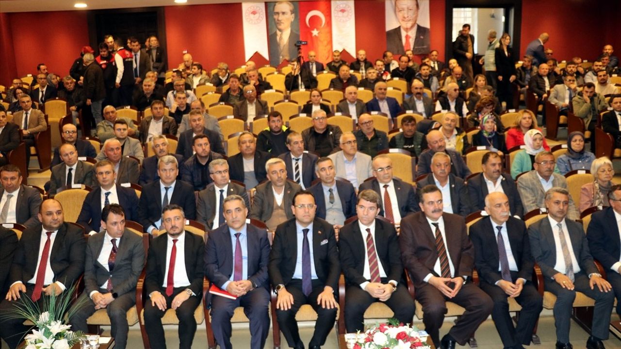 Tarım ve Orman Bakan Yardımcısı Amasya'da Üreticilerle Buluştu