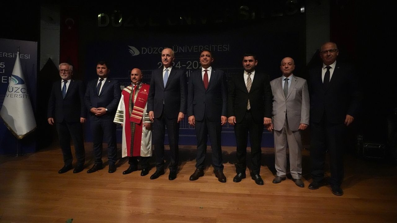 TBMM Başkanı Kurtulmuş, Düzce Üniversitesi'nde Önemli Açıklamalarda Bulundu