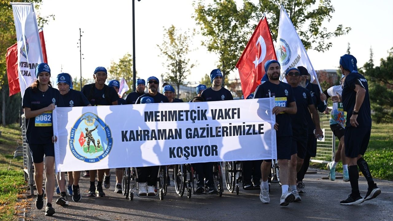 TSK Mehmetçik Vakfı Gazilerle Runkara Maratonu'nda Koştu