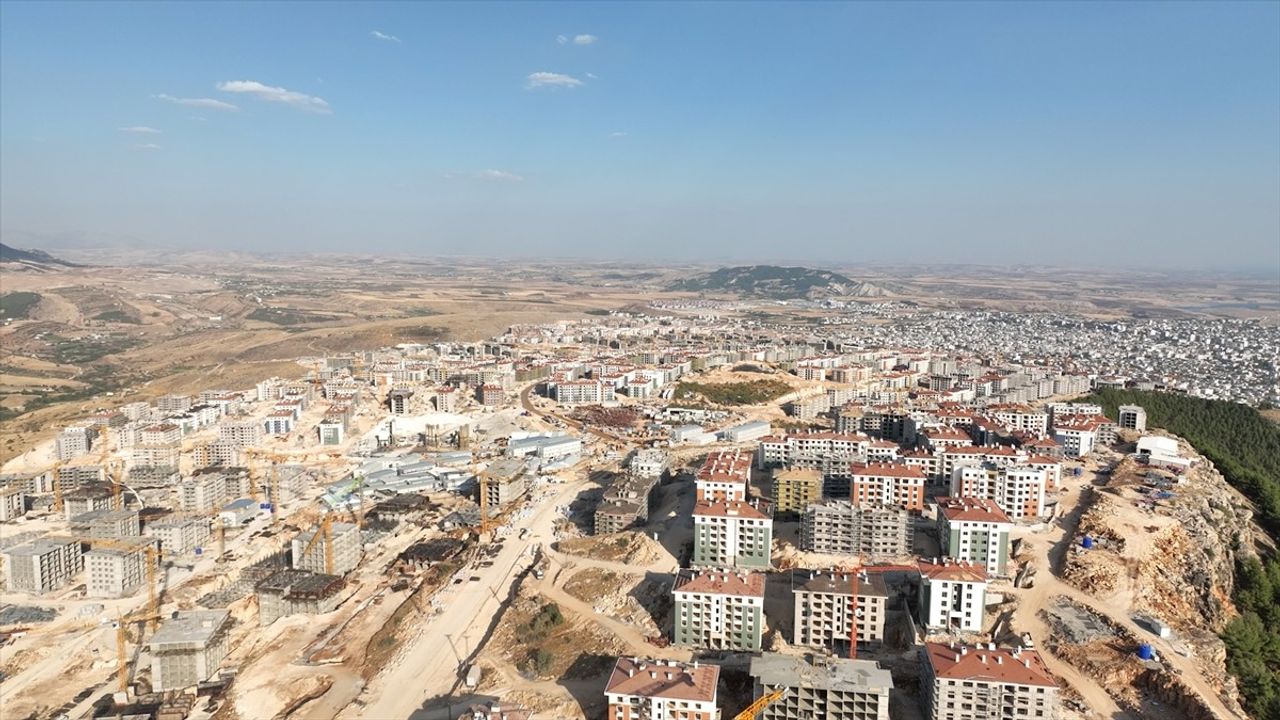 Türkiye'nin En Büyük Deprem Konut Projesi Devam Ediyor