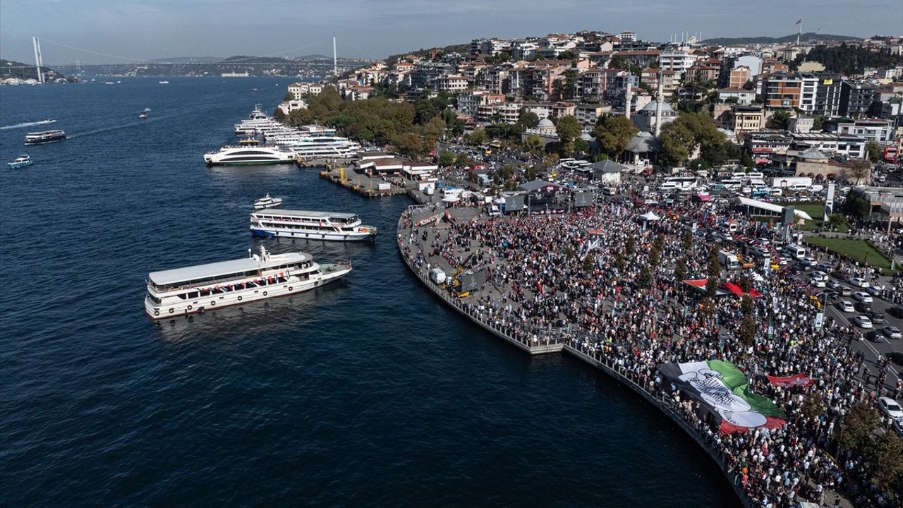 Üsküdar'da Gazze'ye Destek Mitingi Düzenlendi