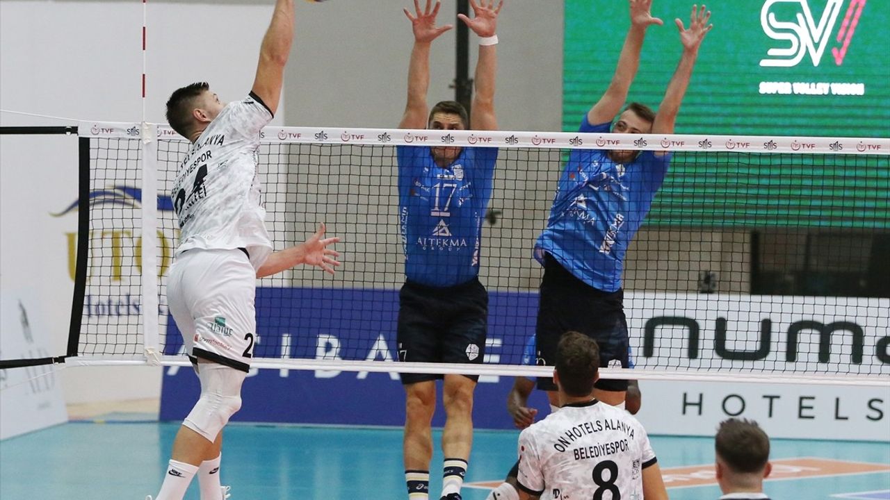 Voleybol: ON Hotels Alanya Belediyespor'dan Dramatic Zafer