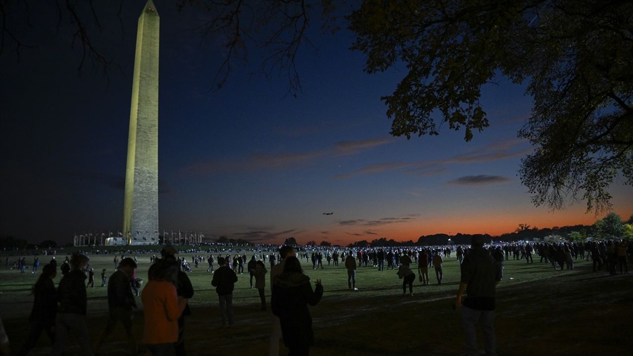 Washington'da Kamala Harris Mitingi ve Gazze Protestosu