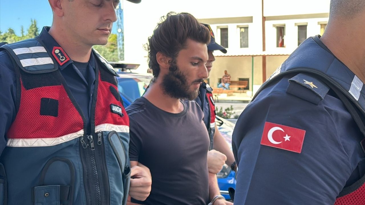 Yalova'da Kız Öğrencileri Taciz İddiasıyla Tutuklama
