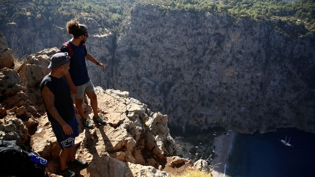 Yarasa Adam Cengiz Koçak'ın Kelebekler Vadisi'ndeki Heyecan Verici Uçuşu