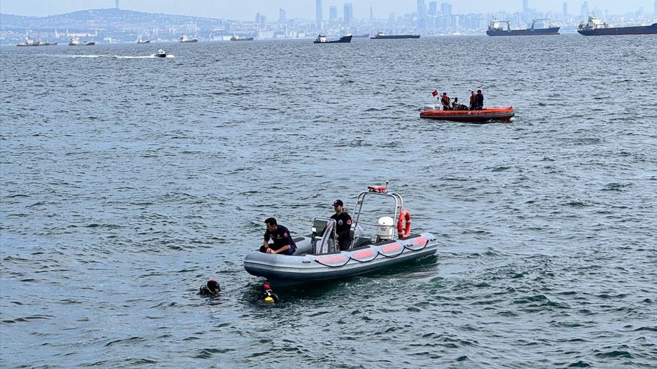 Zeytinburnu'nda Kaybolan Çocuk İçin Arama Çalışmaları Devam Ediyor