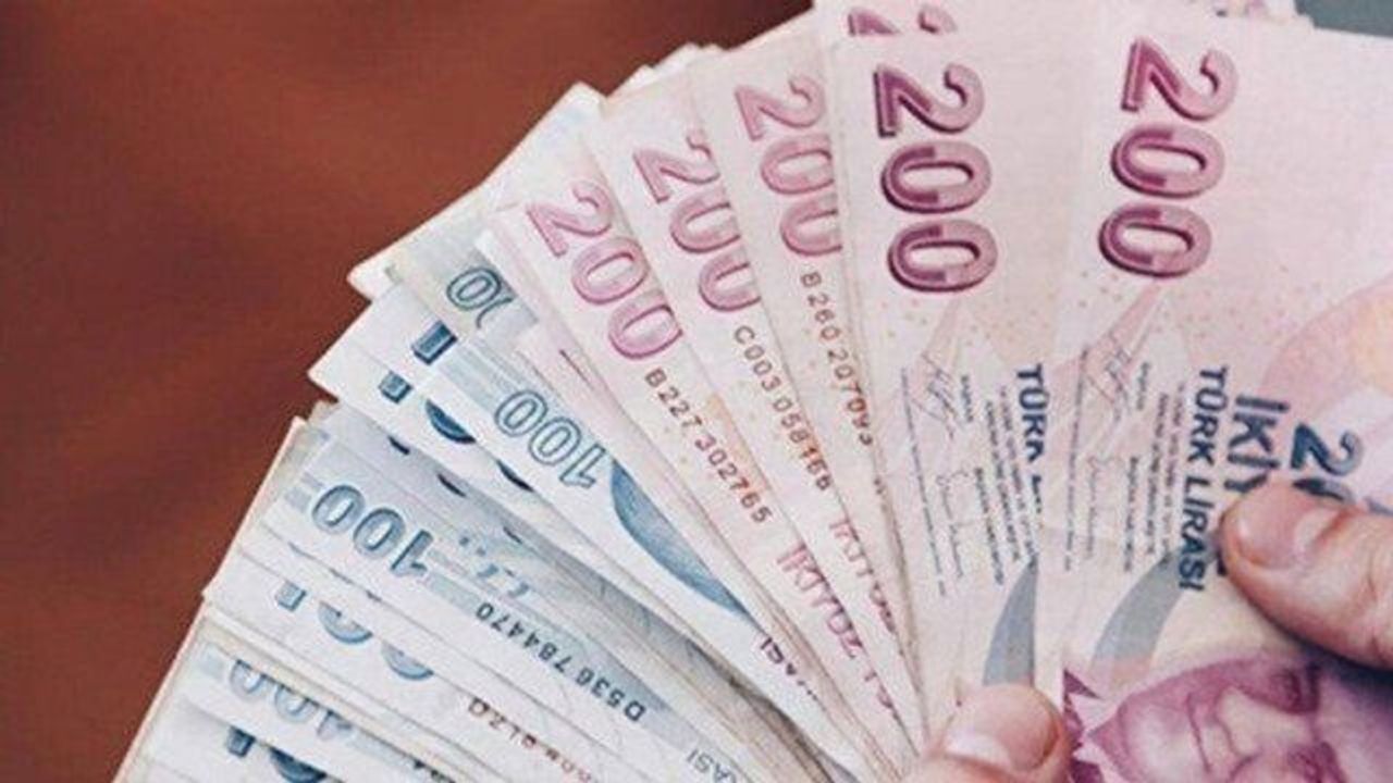 2025 asgari ücret zammı ile doğalgaz ve elektriğe yüzde 25 zam! Tek tek hesaplandı! 