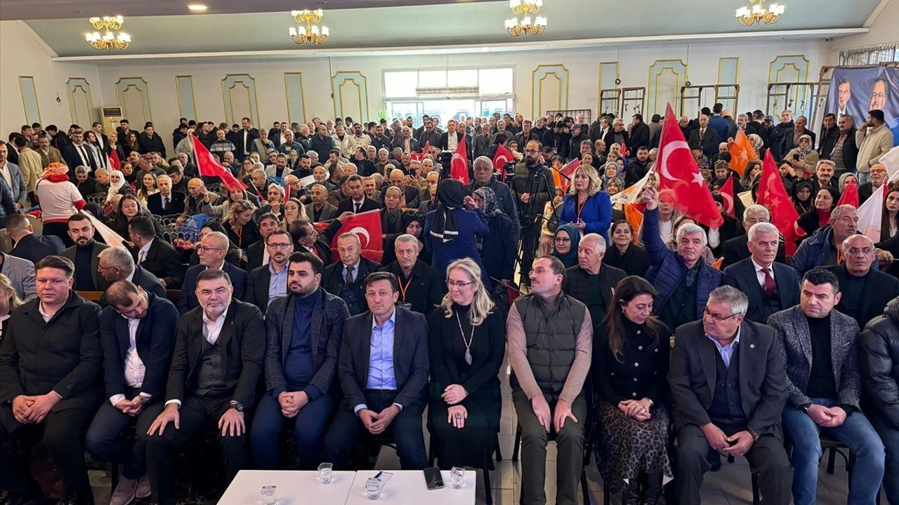 AK Parti Bornova İlçe Kongresi'nde Kritik İfadeler