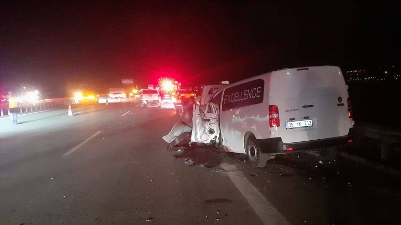 Aydın'da Zincirleme Trafik Kazası: 1 Ölü, 4 Yaralı