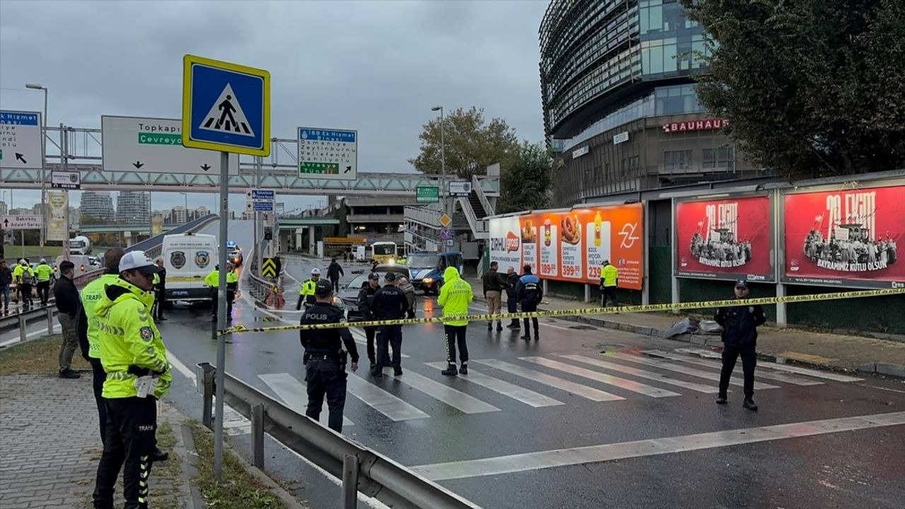 Bakırköy'de Trafik Kazası Sonucu Şehit Olan Polis Memuru