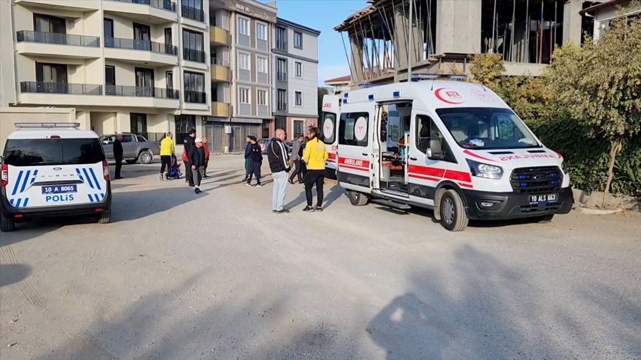 Balıkesir'de İnşaattan Düşen Gece Bekçisi Hayatını Kaybetti