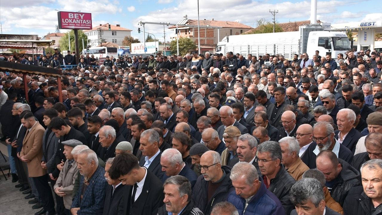 Balışeyh Belediye Başkanı Hilmi Şen, Cenaze Töreniyle Defnedildi