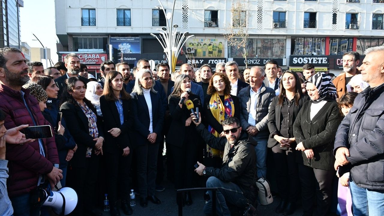 Batman'da Protesto Gösterileri ve Polis Müdahalesi