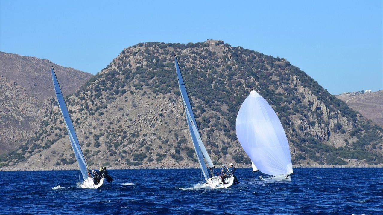 Bodrum'da Kuşak ve Yol Uluslararası Yelken Yarışları Başladı