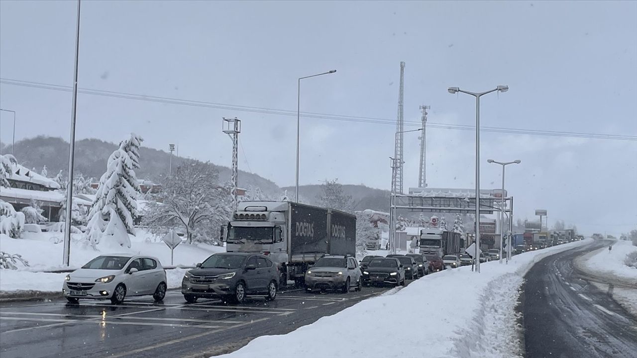 Bolu Dağı'nda Ulaşım Yeniden Başladı